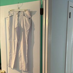 Straight Leg Women's White Jeans - Classic Mid Rise